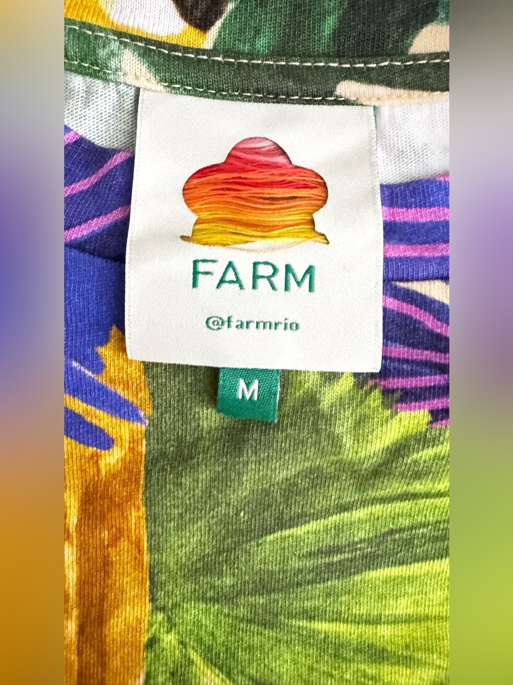 FARM Rio Tropical Macaw Print Mini T Shirt Dress Green, Purple, Cream Sz Medium - Picture 12 of 15